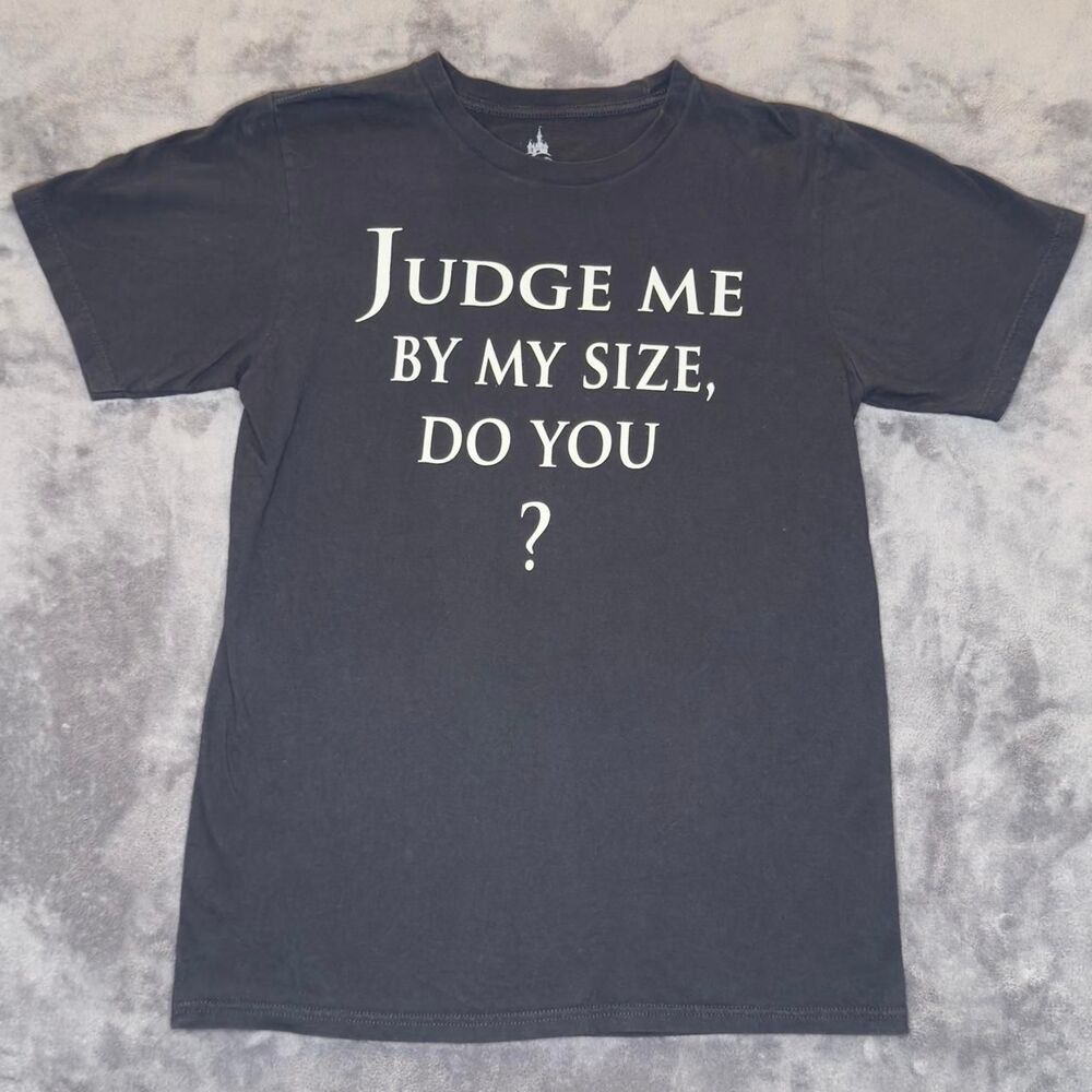 Disney Men's Black and Grey T-shirt